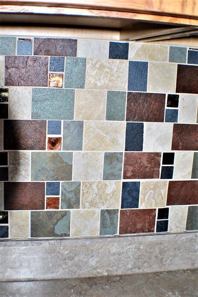 205 9th St NW, Jamestown, ND 58401 - photo 6