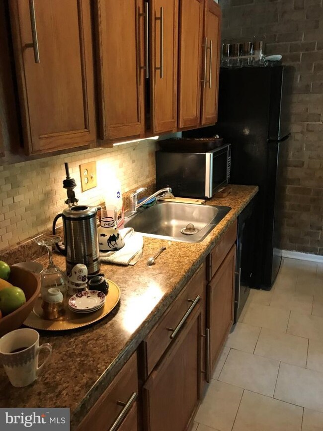 3352 Huntley Square Dr unit A, Temple Hills, MD 20748 - photo 5