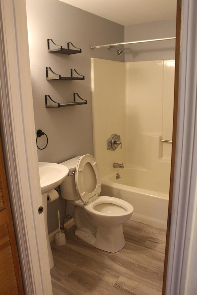 37 Alice Dr unit 81, Concord, NH 03303 - photo 7