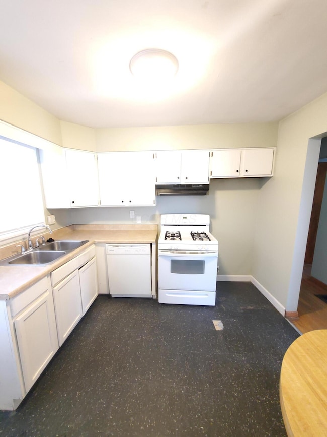 3353 Towers Ct S, Columbus, OH 43227 - photo 7