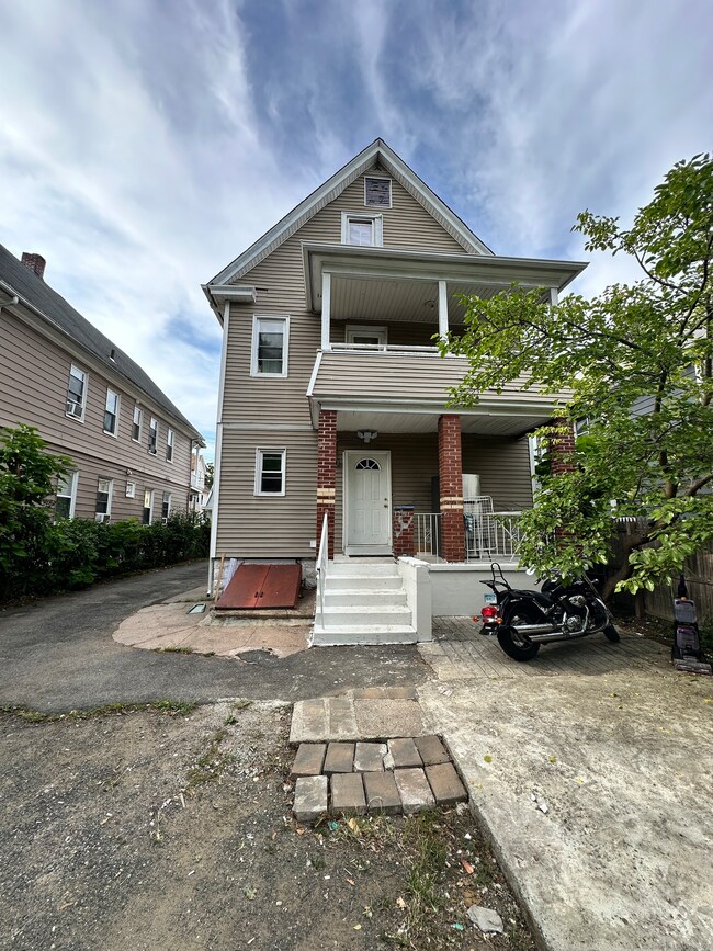 22 Bristol St, West Haven, CT 06516 - photo 6