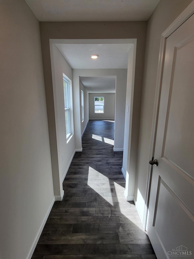 987 N South St, Wilmington, OH 45177 - photo 2