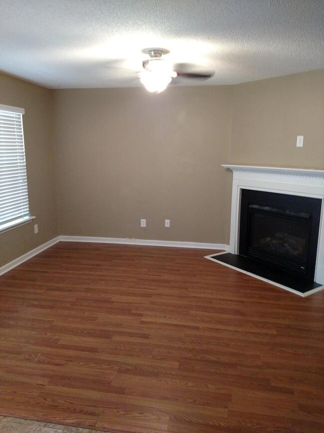 1889 Mossberg Dr, Sumter, SC 29150 - photo 7