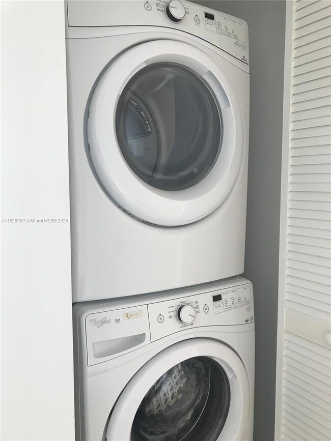 5250 Paseo unit 1203, Doral, FL 33166 - photo 7