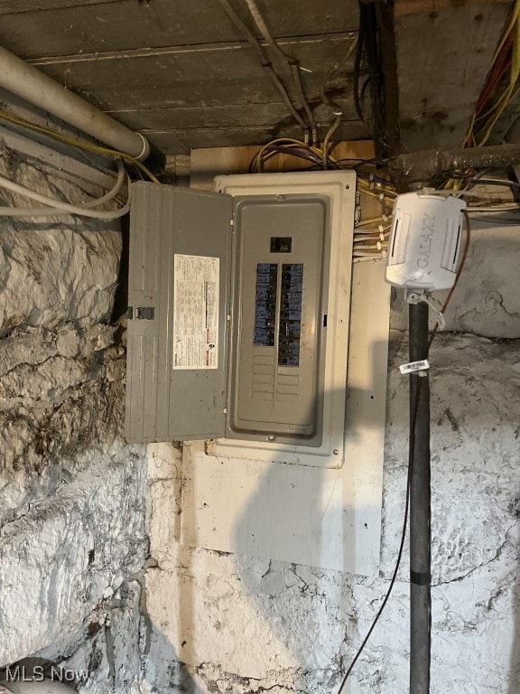 207 Water St, Chardon, OH 44024 - photo 5