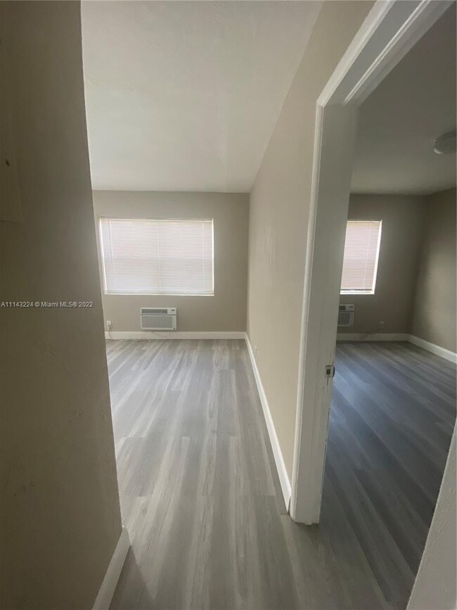 2300 Douglas St unit 2, Hollywood, FL 33020 - photo 7