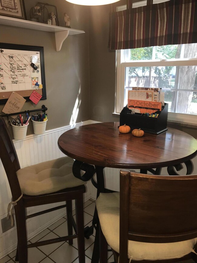 Eat in Kitchen