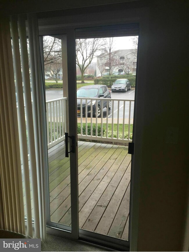 619 Admiral Dr unit 204, Annapolis, MD 21401 - photo 7