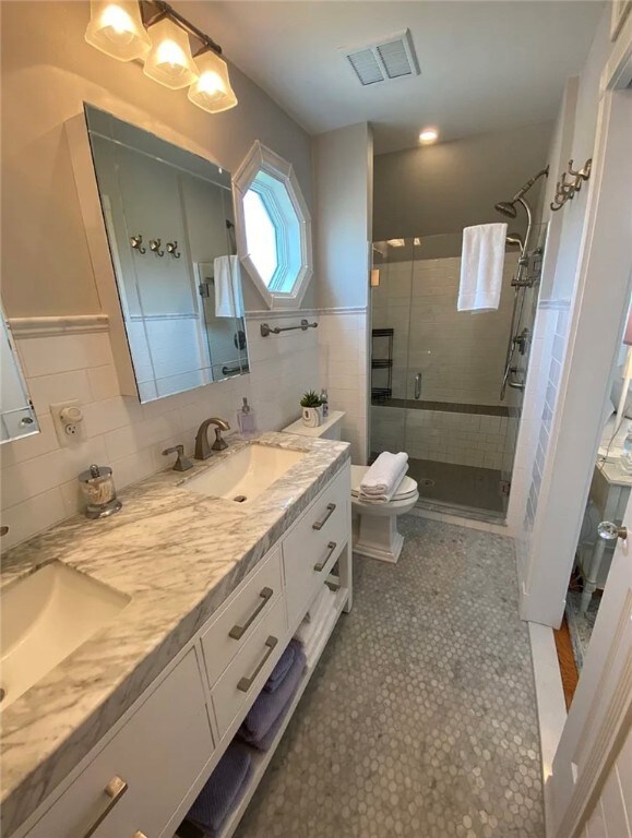 307 Corey Ln, Middletown, RI 02842 - photo 7