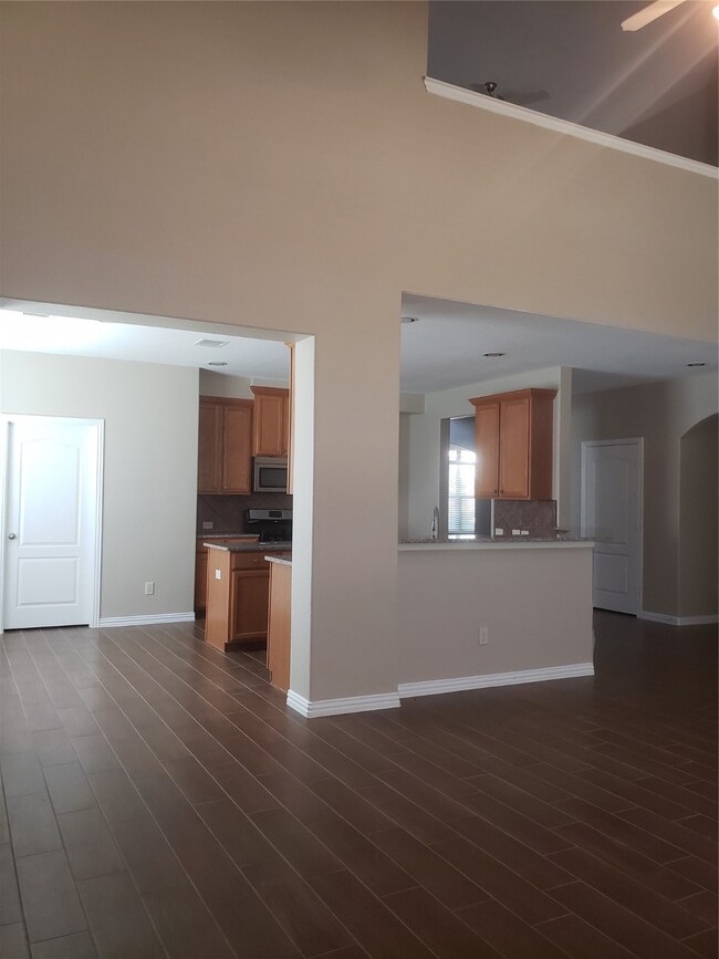 6210 Patridge Dr, Pearland, TX 77584 - photo 2