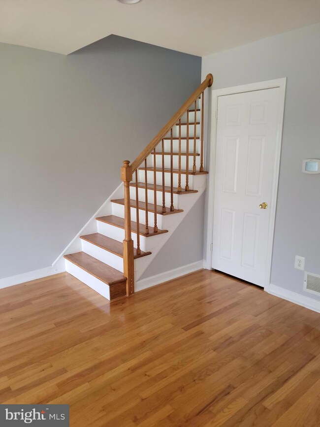 2212 Vailthorn Rd, Middle River, MD 21220 - photo 3