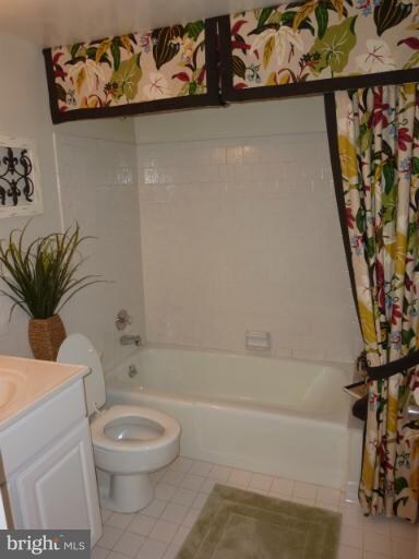 17 Ruxview Ct unit 201, Towson, MD 21204 - photo 6