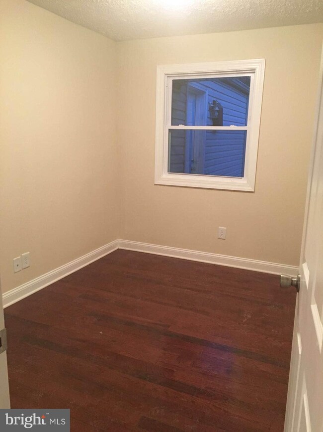 6001 89th Ave, New Carrollton, MD 20784 - photo 4