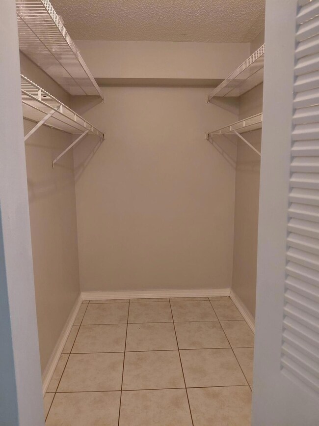 4225 S 57th Ave unit B, Greenacres, FL 33463 - photo 7