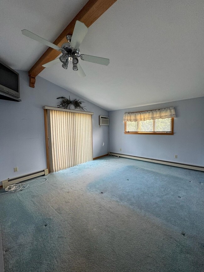 21 Savoie St, Bedford, NH 03110 - photo 5