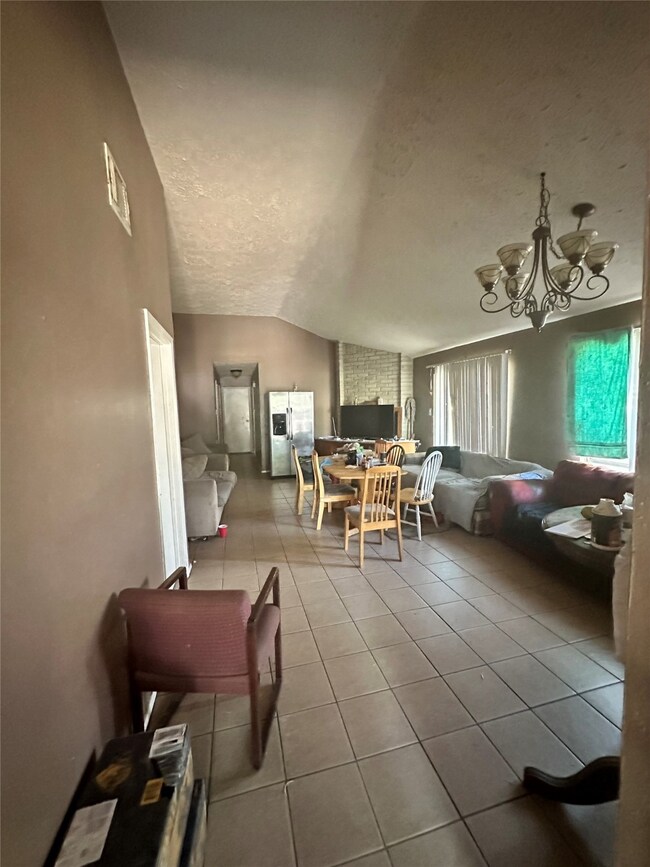 7005 Greenyard Dr, Houston, TX 77086 - photo 3