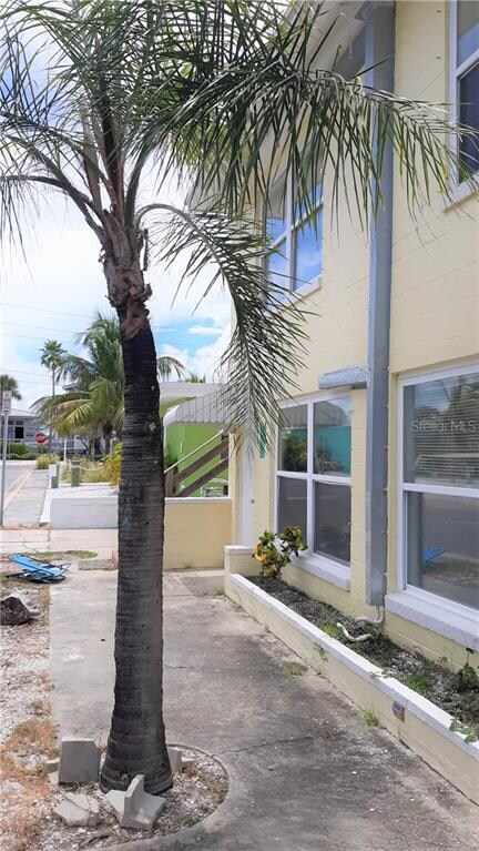 26 79th Terrace unit 2, Treasure Island, FL 33706 - photo 2