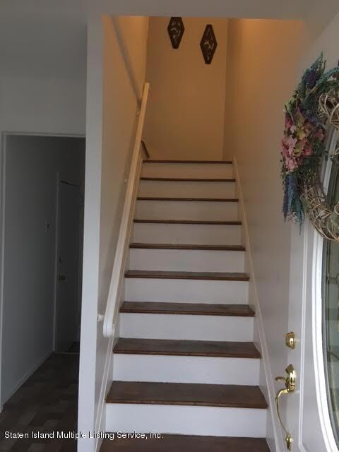995 Rathbun Ave, Staten Island, NY 10309 - photo 2