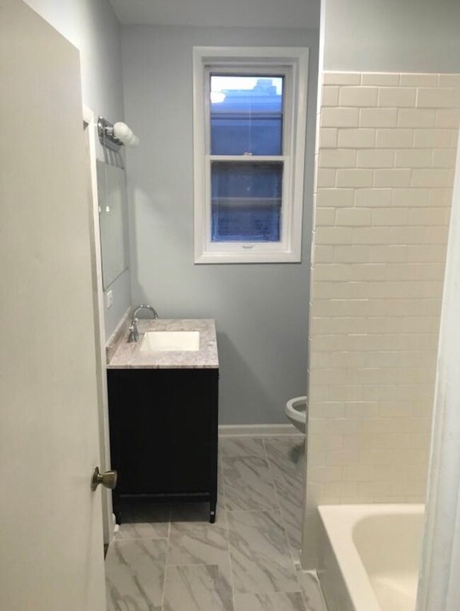 unlisted-address, Chicago, IL 60649 - photo 6