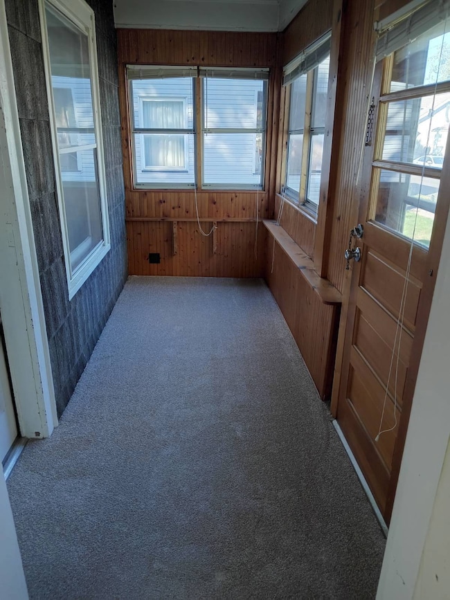 935 7th St SW, Massillon, OH 44647 - photo 3