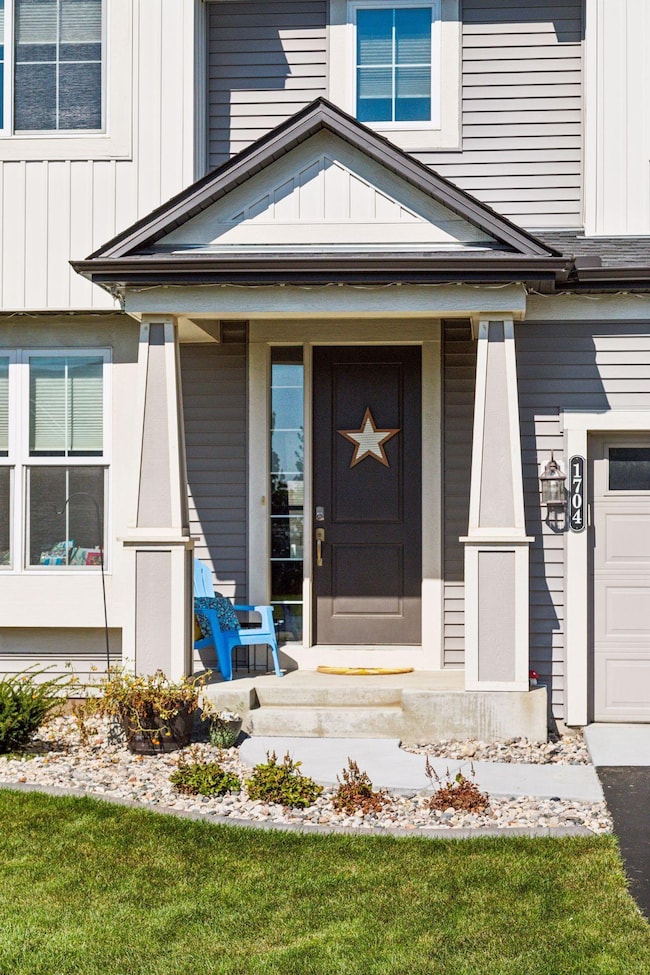 1704 Pebblestone Rd, Carver, MN 55315 - photo 2