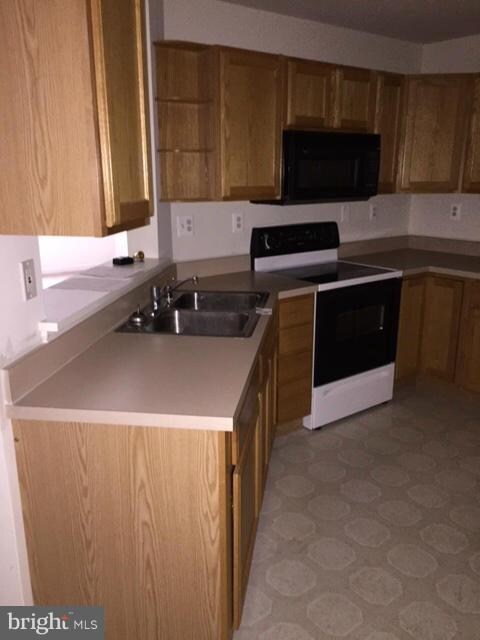 6504 Ridenour Way E unit 2D, Sykesville, MD 21784 - photo 5