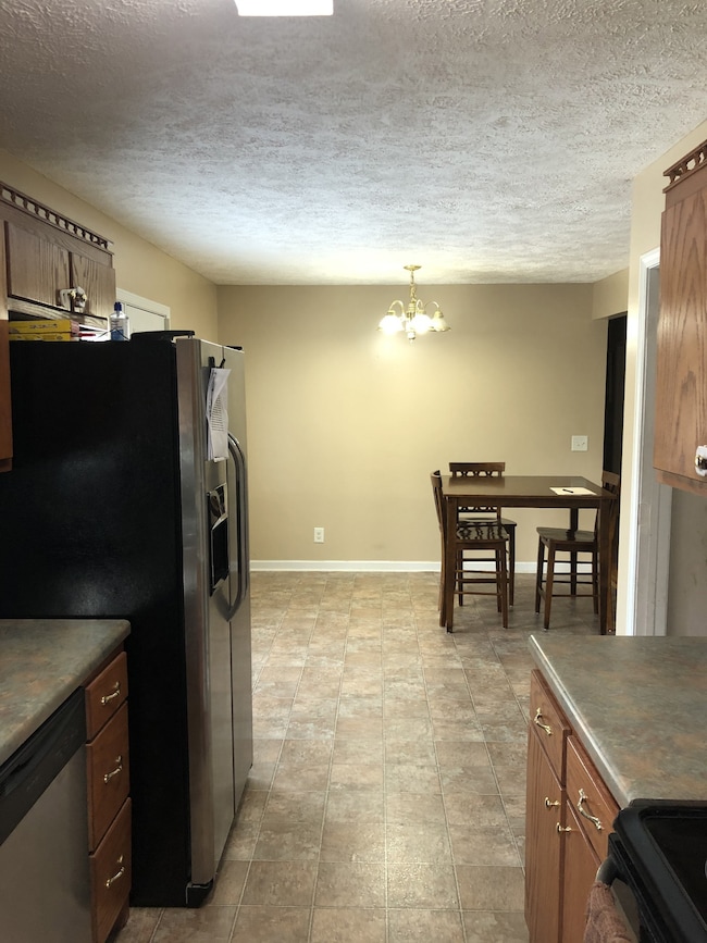 202 Ridgewood Ln, Shelbyville, TN 37160 - photo 7