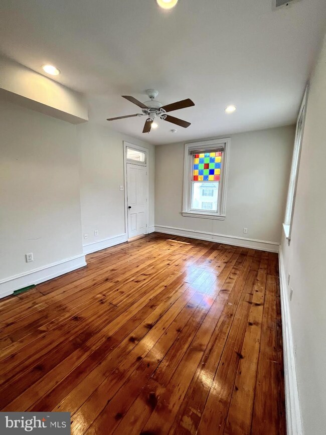 130 E 7th Ave unit 2, Conshohocken, PA 19428 - photo 5