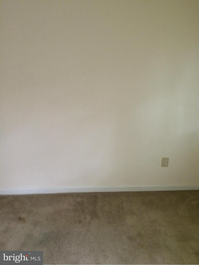 5100 F St SE unit 9, Washington, DC 20019 - photo 5