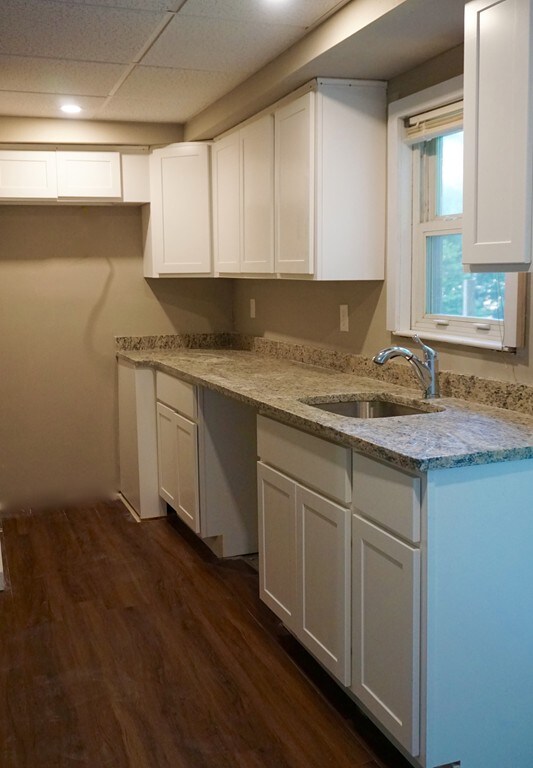 6 Royal Rd, Worcester, MA 01603 - photo 3