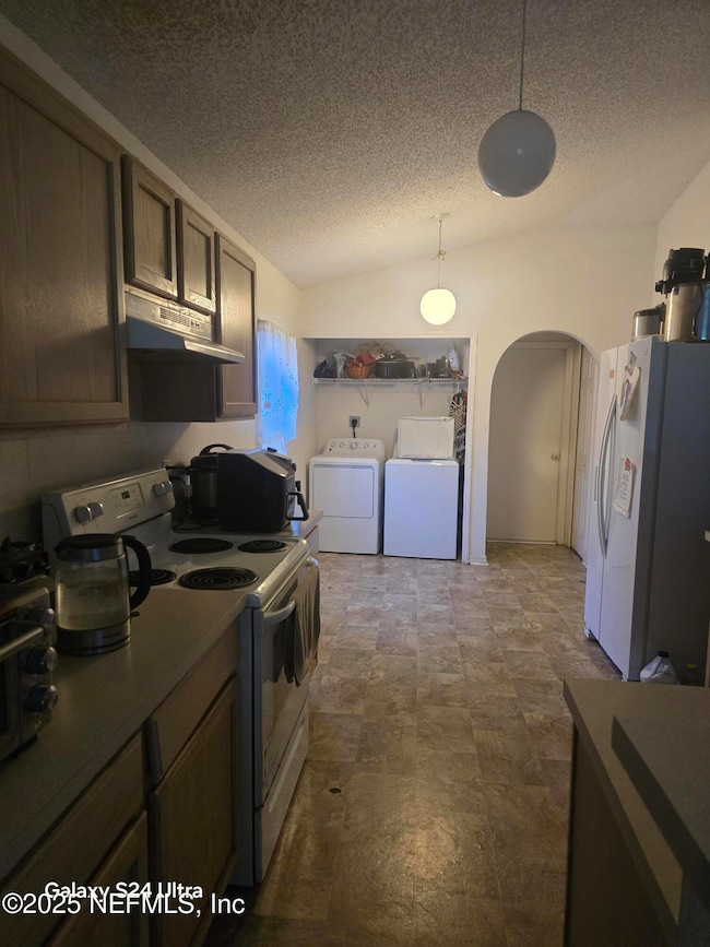 4396 Marsh Hawk Drive interior photo5