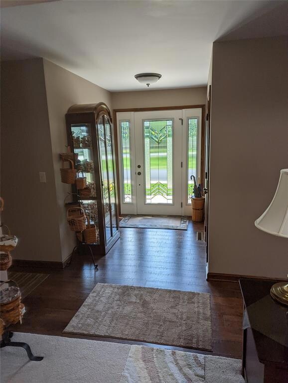 1050 Rocky Ford Rd, Columbus, IN 47203 - photo 3