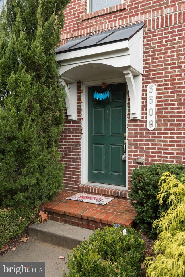 3309 Kemper Rd, Arlington, VA 22206 - photo 3