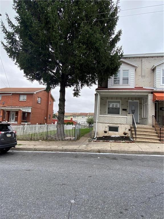 227 E Elm St, Allentown, PA 18109 - photo 3