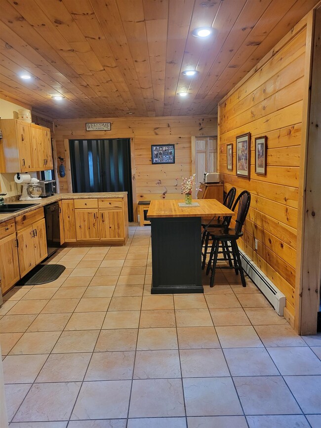 74 Juniper Ridge Rd, Brookfield, NH 03872 - photo 7