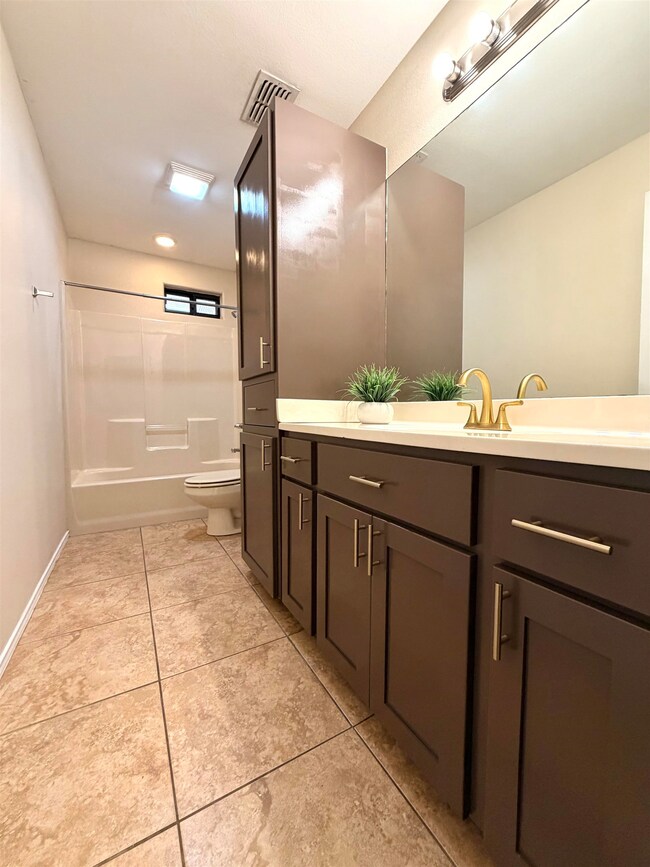 2606 Alegria St, Laredo, TX 78046 - photo 5