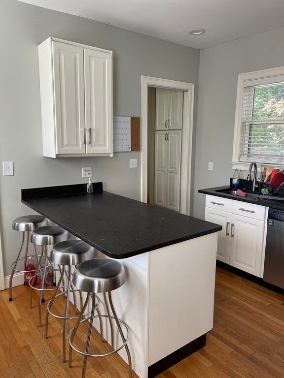 84 Pine St, Swampscott, MA 01907 - photo 6