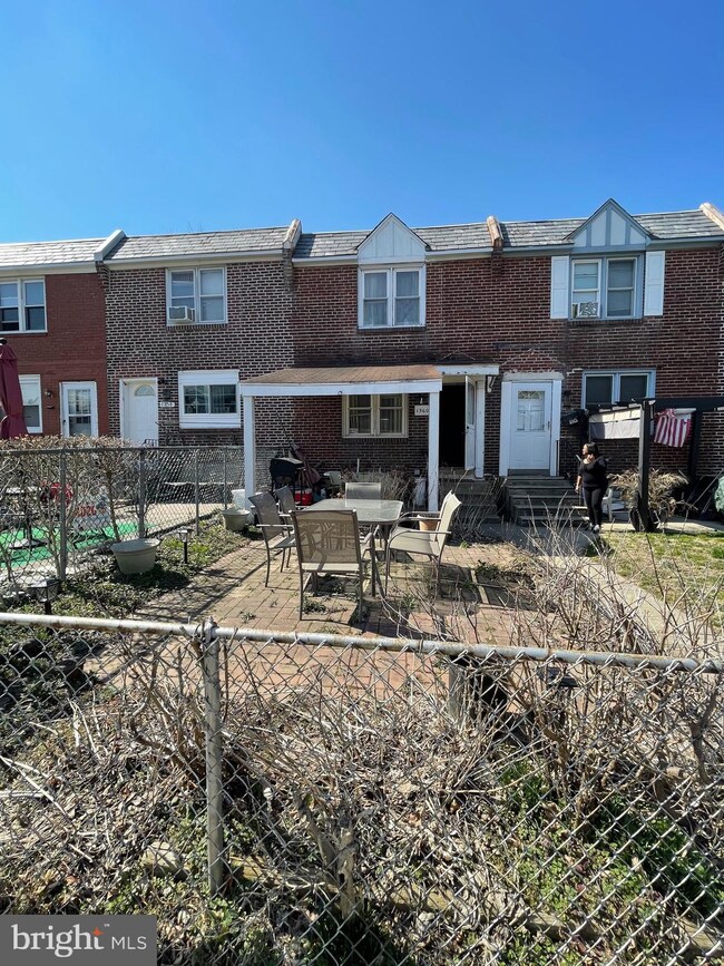 1360 Edgehill Rd, Darby, PA 19023 - photo 5