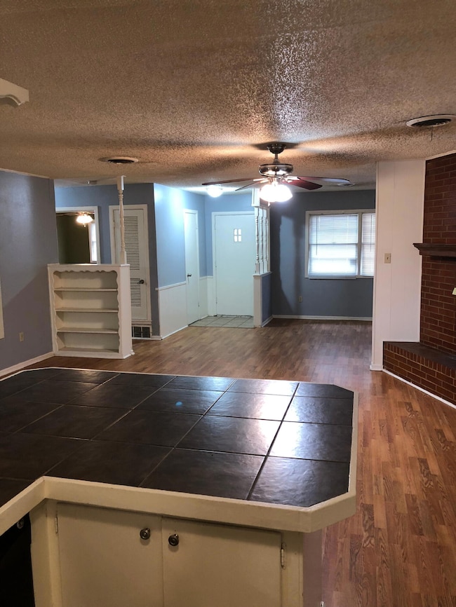 3020 45th St, Lubbock, TX 79413 - photo 5