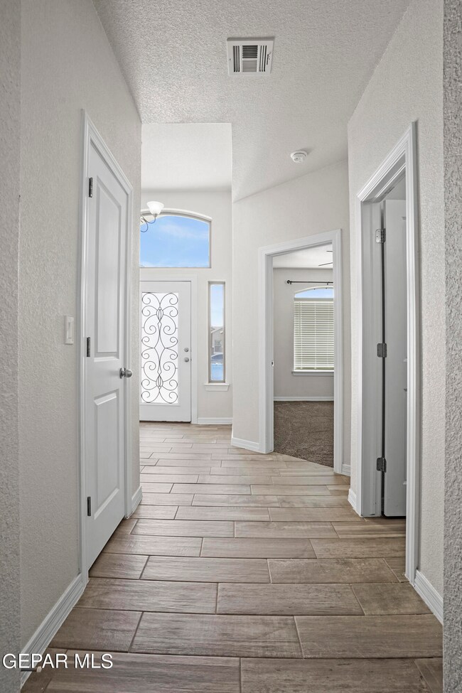 621 Adrian Arellano St, Socorro, TX 79927 - photo 5