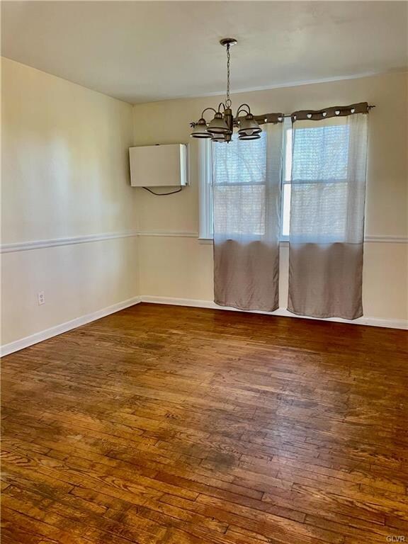 3519 Chestnut St, Whitehall, PA 18052 - photo 7