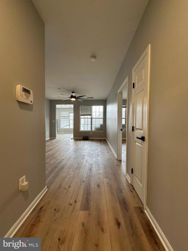 15615 Everglade Ln unit 203, Bowie, MD 20716 - photo 3