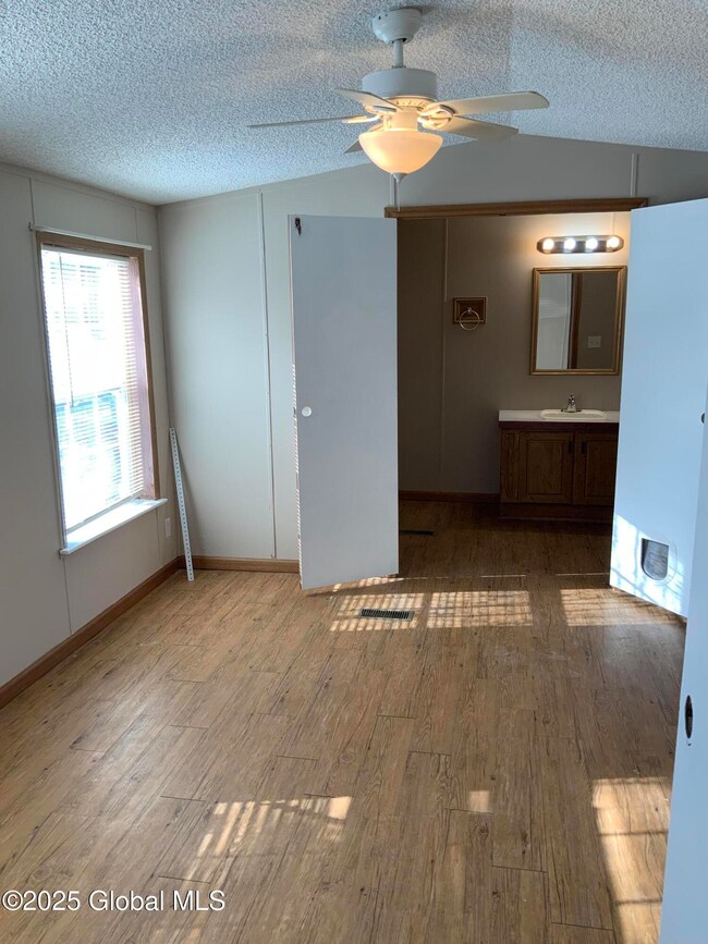 105 Holly Ln, Saratoga Springs, NY 12866 - photo 3