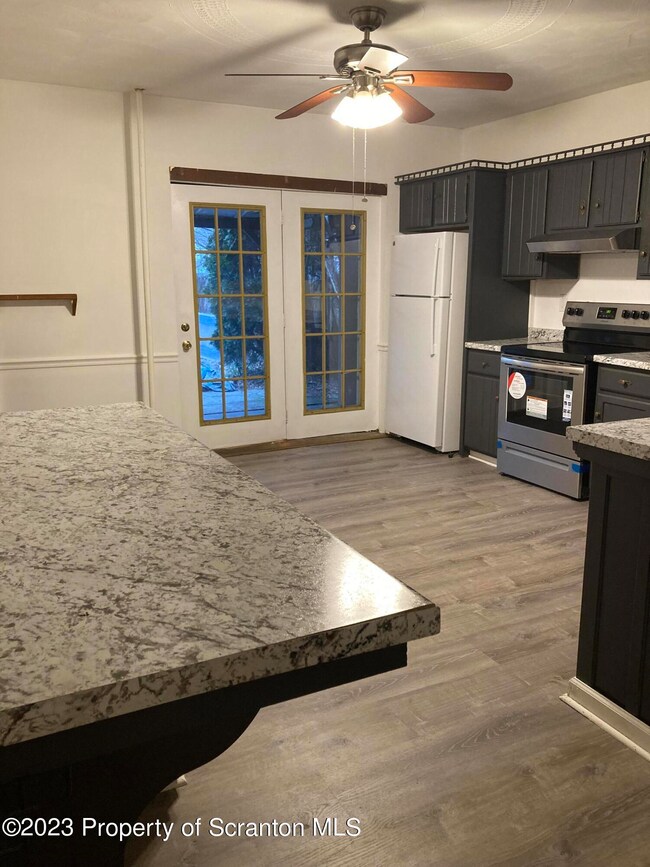 513 N Main Ave, Scranton, PA 18504 - photo 2