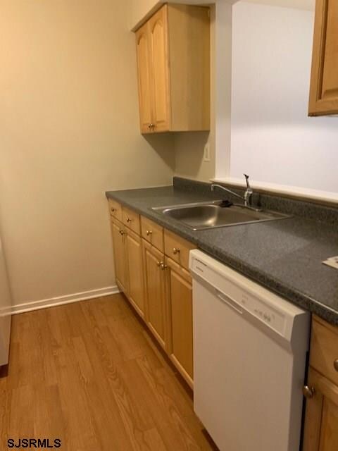 153 S Edgewater Dr unit 103B, Galloway, NJ 08205 - photo 6