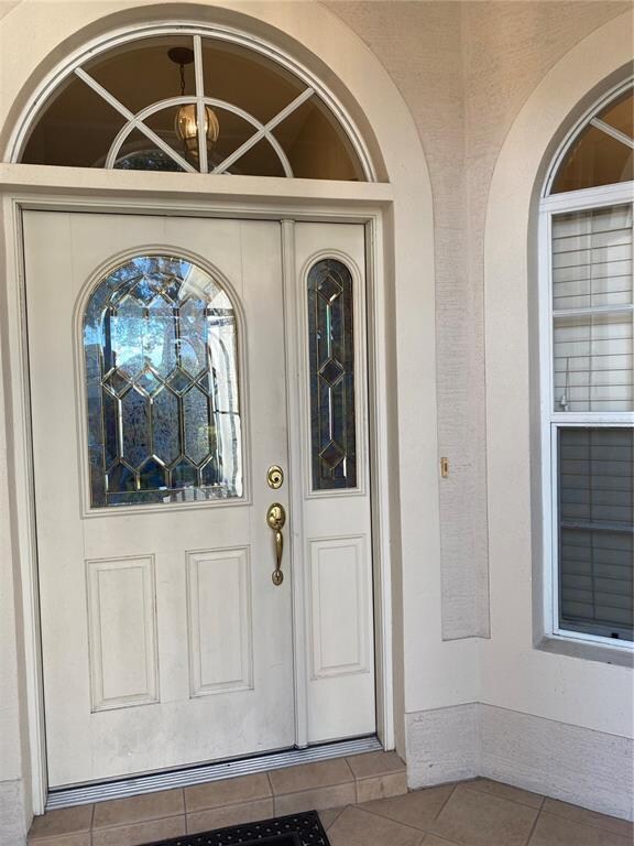 Screened entryway