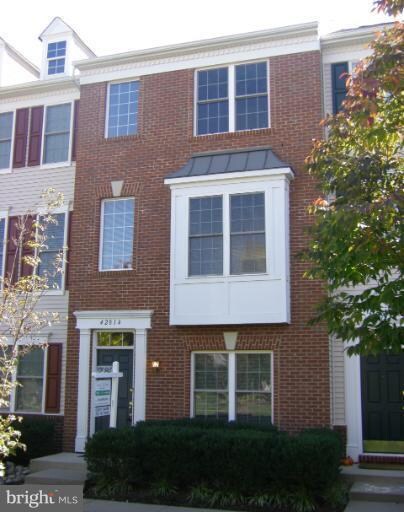 42814 Longworth Terrace unit 36E, Chantilly, VA 20152 - photo 2