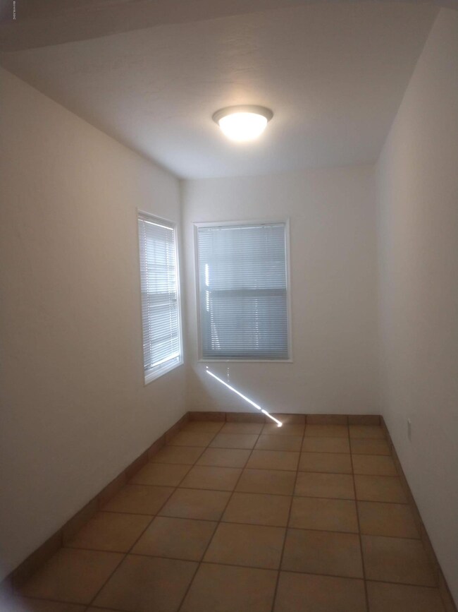 1119 E Silver St, Tucson, AZ 85719 - photo 6