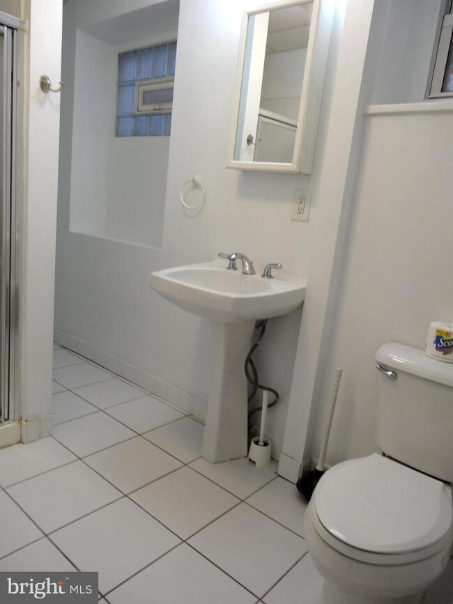 4406 Cresson St, Philadelphia, PA 19127 - photo 7