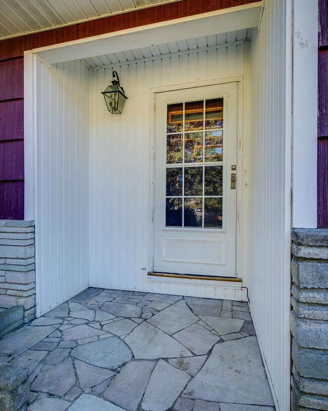 408 Grand Avenue Extension, Johnson City, TN 37601 - photo 4